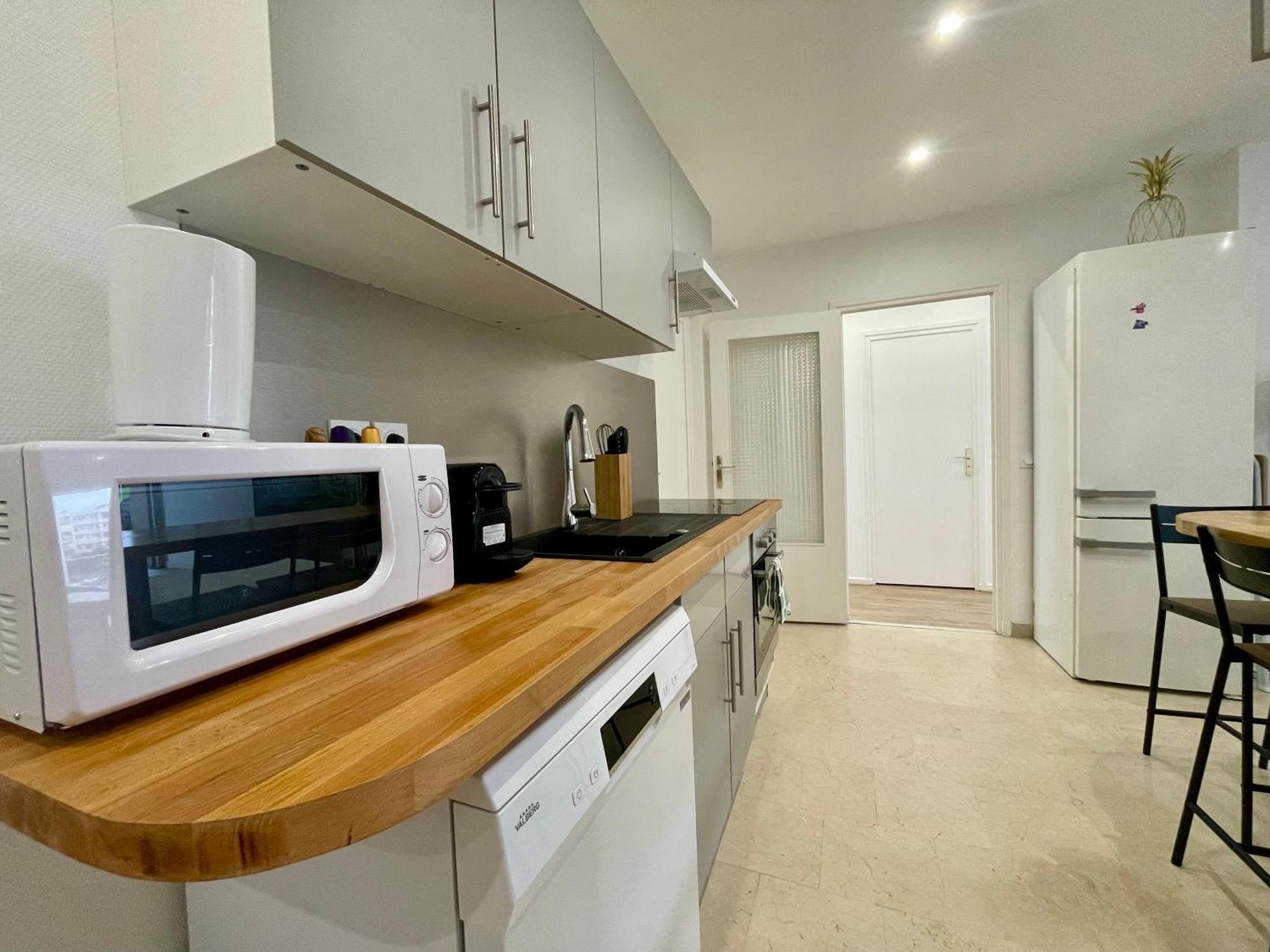 Bngo I Le Spacieux I 3 Chambres, 2 Salles De Bain, Parking Prive Gratuit, 8 Personnes, Vieux Lyon Hypercentre ภายนอก รูปภาพ