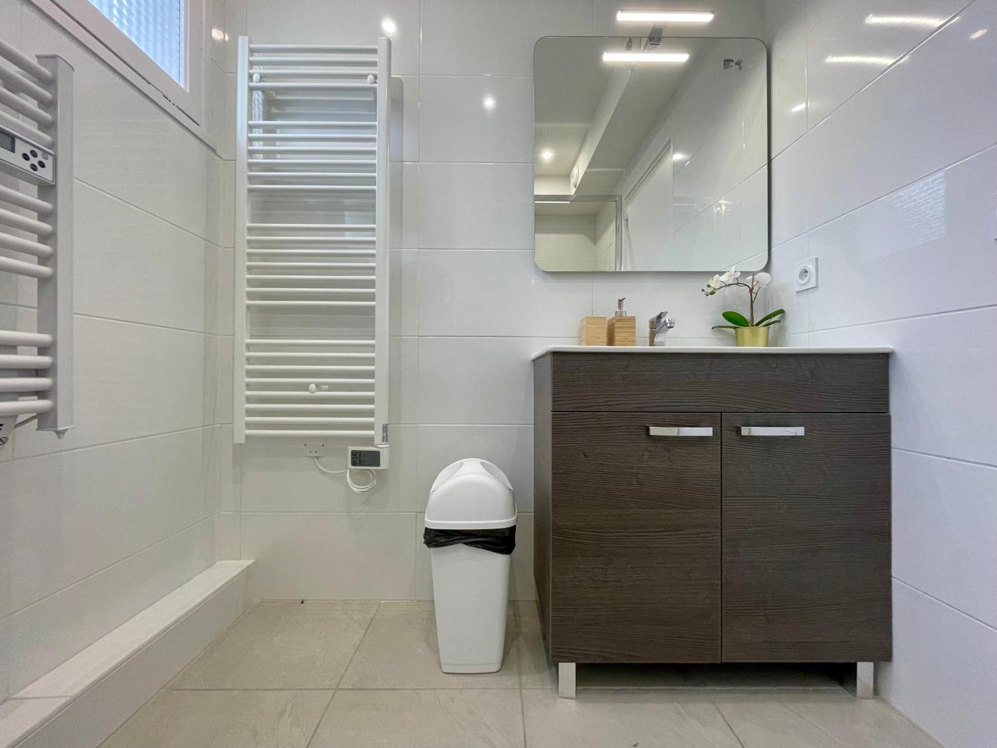 Bngo I Le Spacieux I 3 Chambres, 2 Salles De Bain, Parking Prive Gratuit, 8 Personnes, Vieux Lyon Hypercentre ภายนอก รูปภาพ